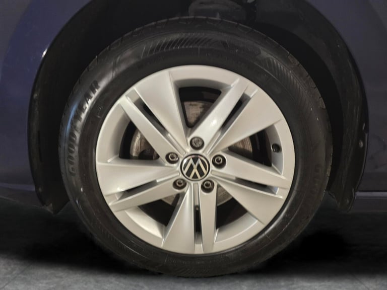 2021 Volkswagen Golf 1.5 TSI Life 5dr HATCHBACK PETROL Manual