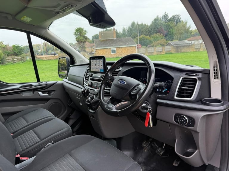 2018 Ford Transit Custom 2.0 300 EcoBlue Limited L2 H1 Euro 6 5dr PANEL VAN Diesel Manual
