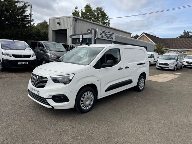 2021 Vauxhall Combo 1.5 Turbo D 2300 Sportive Panel Van 6dr Diesel Manual L2 H1 Euro 6 (100 ps) P...