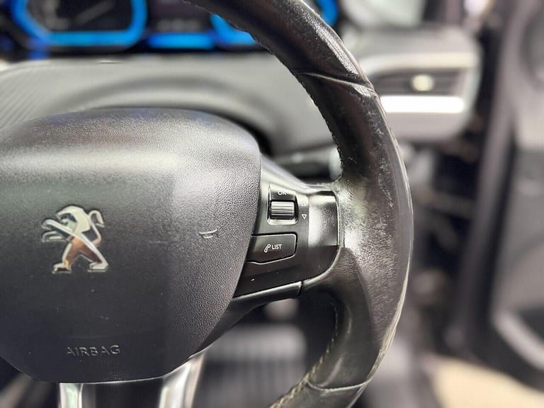 2014 Peugeot 2008 1.6 e-HDi Allure 5dr HATCHBACK DIESEL Manual