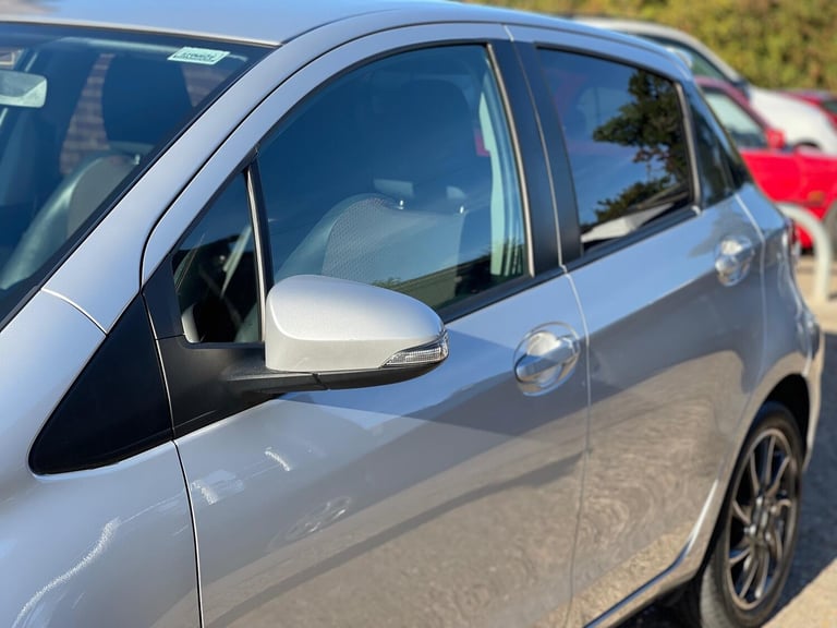 TOYOTA YARIS 1.3 Dual VVT-i Trend 2012