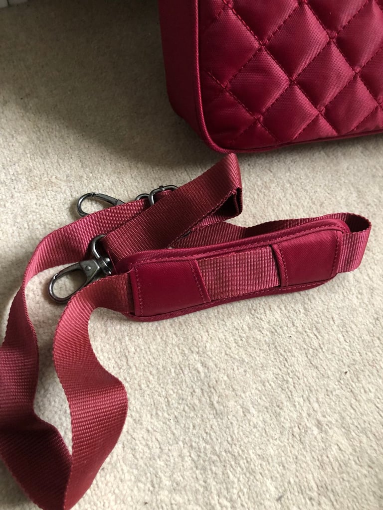 PORT DESIGNS Red 15.6 '' Elegant Laptop Bag
