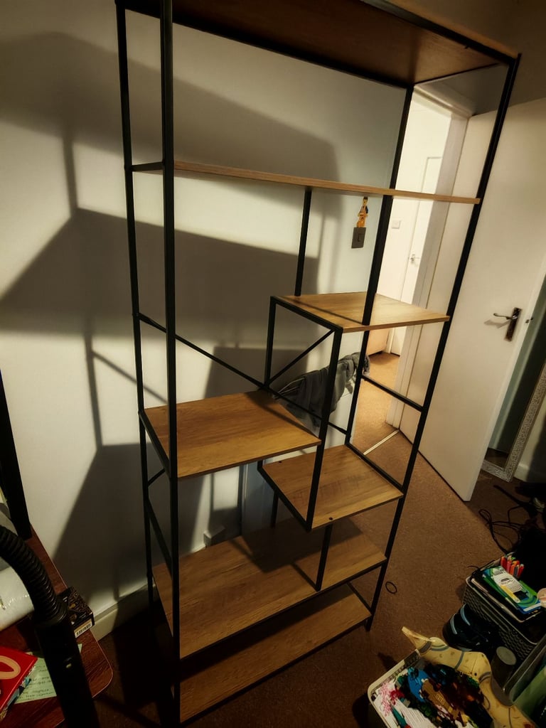 Shelf unit 