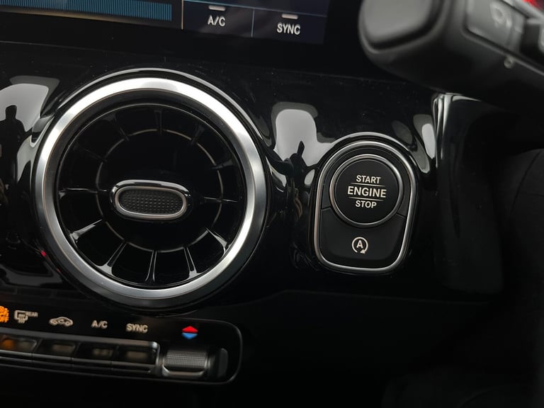 2022 Mercedes-Benz GLA GLA 200 AMG Line Executive 5dr Auto HATCHBACK PETROL Automatic