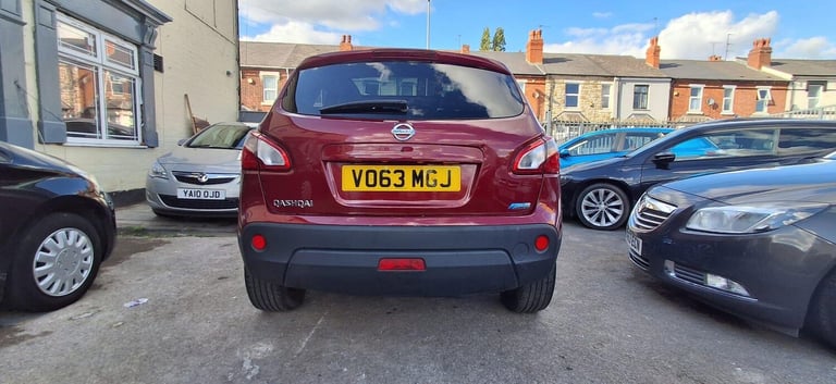 2013 Nissan Qashqai 1.6 dCi Tekna 5dr [Start Stop] HATCHBACK DIESEL Manual
