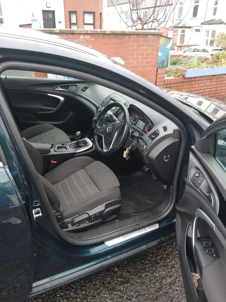 Vauxhall, INSIGNIA, Estate, 2016, Manual, 1598 (cc), 5 doors