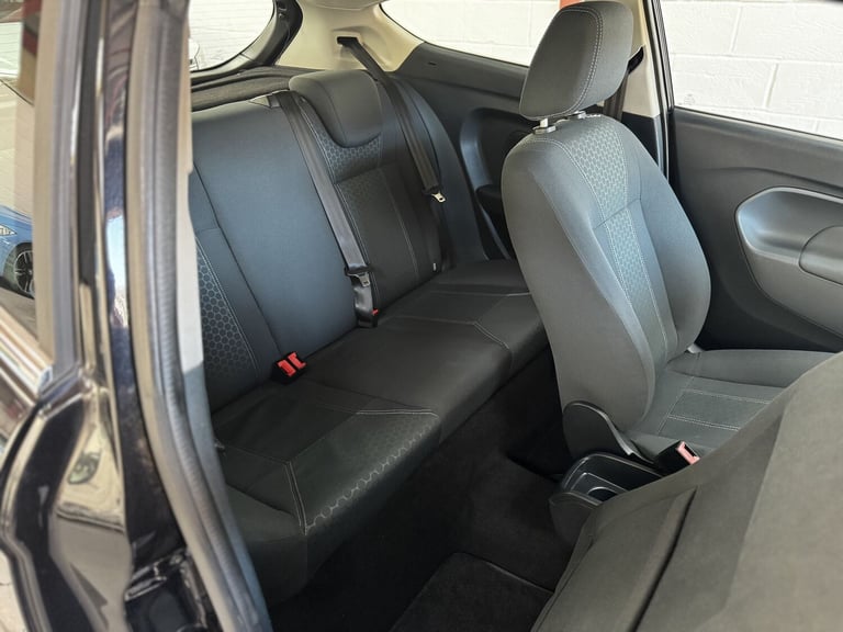 2009 Ford Fiesta 1.2L Zetec 82 Hatchback 3dr Petrol Manual Euro 4 (81 bhp) Hatchback Petrol Manual