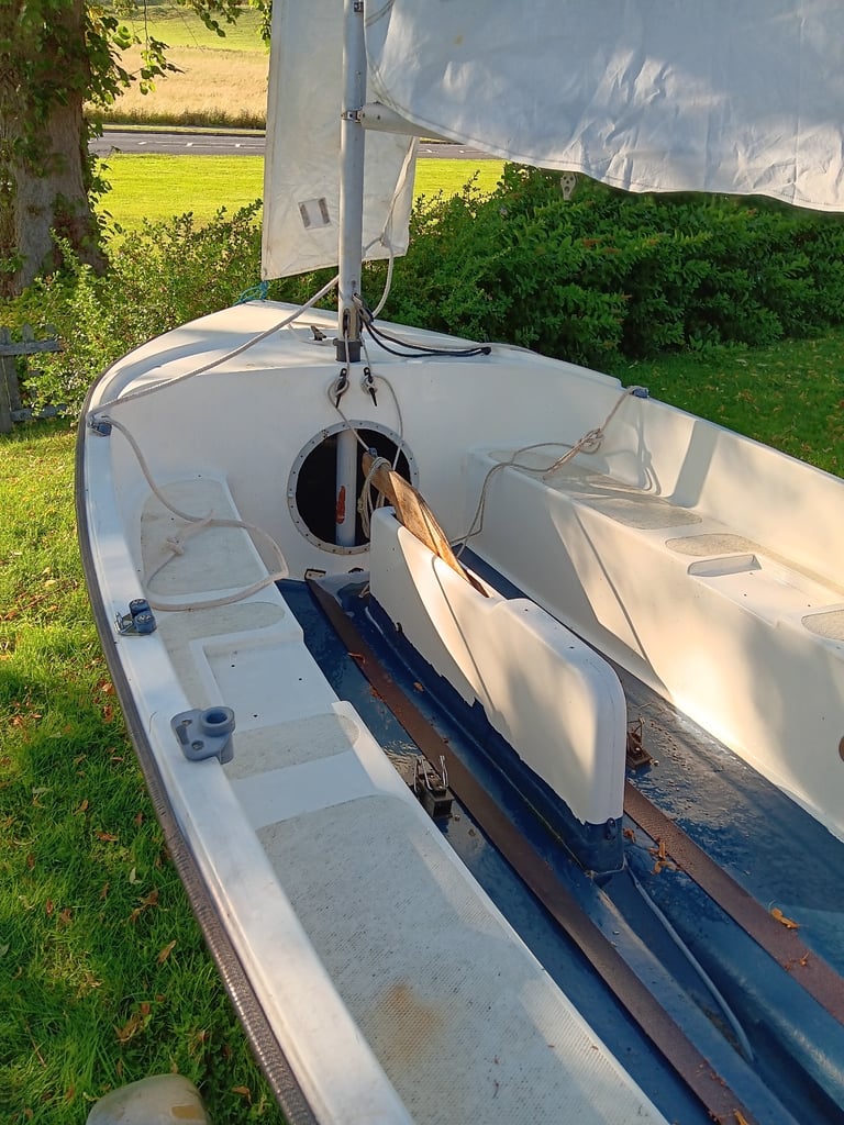 Motor, rowing or sailing boat