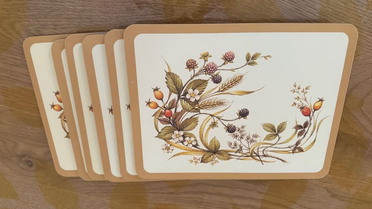 Brand New Designer Wooden Coasters 6 + 6 + 1 Brand new