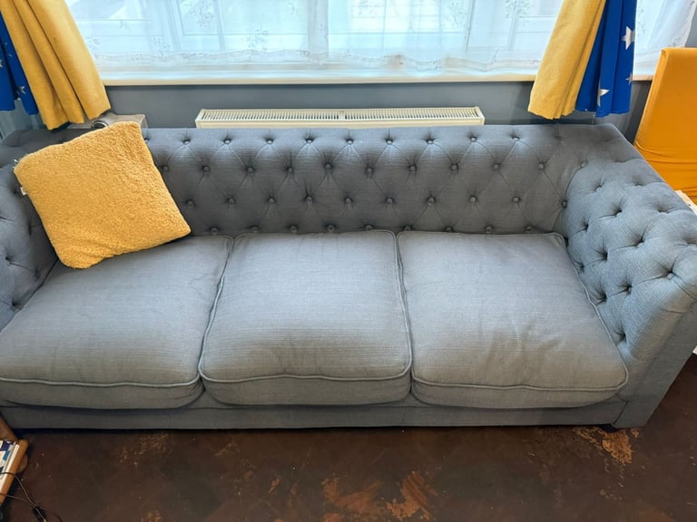 Fabric sofa 3+2 ready for collection