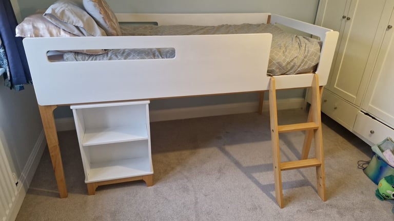 Single Cabin bed
