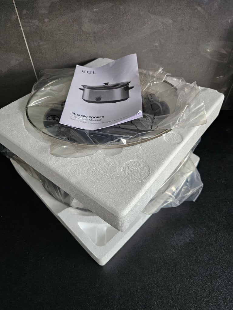 Slow Cooker brand new in box