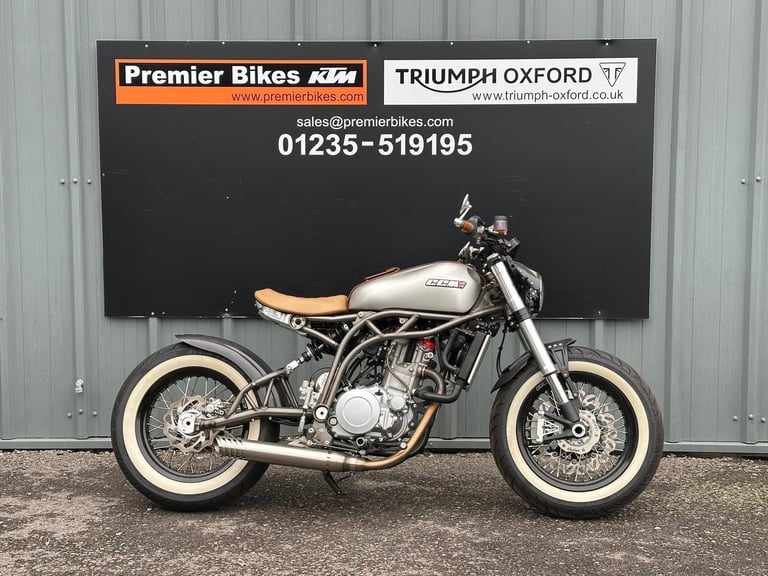 Stunning Super Low Mileage 2019/69 CCM Spitfire Bobber Motorcycle 