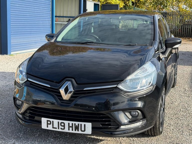 2019 Renault Clio 1.5 dCi Play Hatchback 5dr Diesel Manual Euro 6 (s/s) (90 ps) Hatchback Diesel ...
