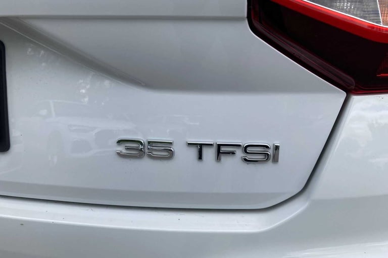 2024 Audi Q2 35 TFSI Sport 5dr ESTATE PETROL Manual