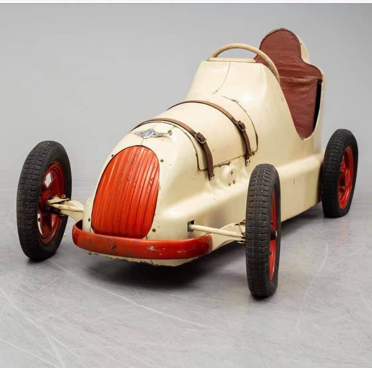 AUSTIN PATHFINDER PEDAL CAR WANTED AUSTIN PATHFINDER PEDAL CAR WANTED 