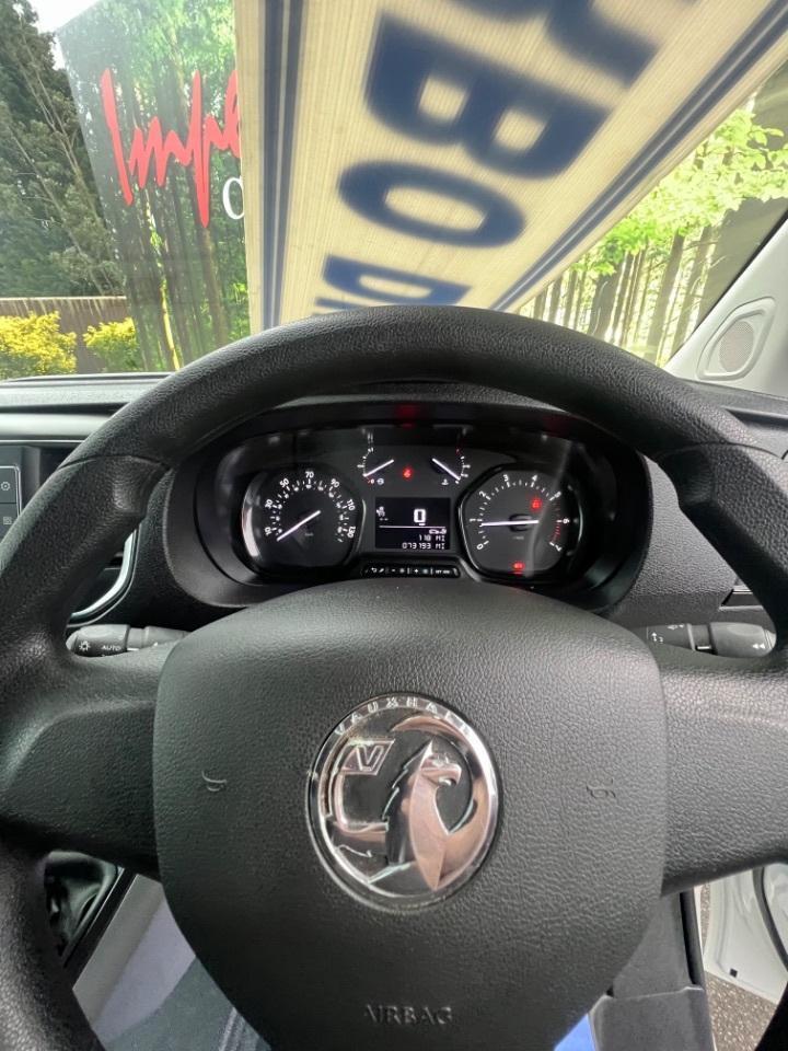 2021 Vauxhall Vivaro 2900 1.5d 100PS Dynamic H1 Van 5 door Panel Van 