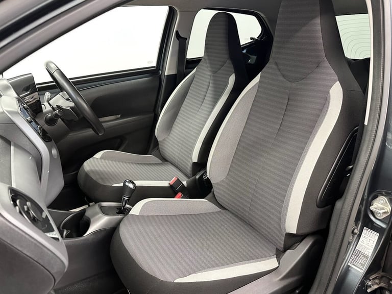 2020 Toyota AYGO 1.0 VVT-i X-TREND FUNROOF X-SHIFT AUTO FIVE DOOR 70 BHP Hatchback Petrol Automatic