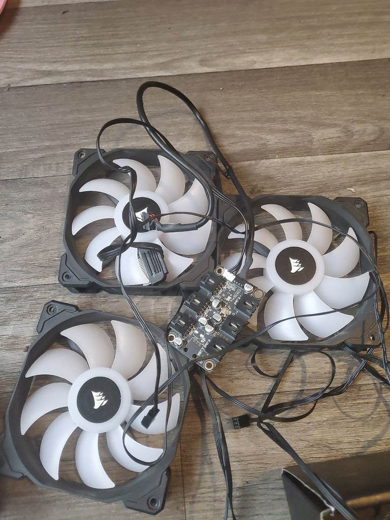 3 corsair rgb fans