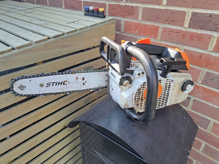 Stihl 020T chainsaw 