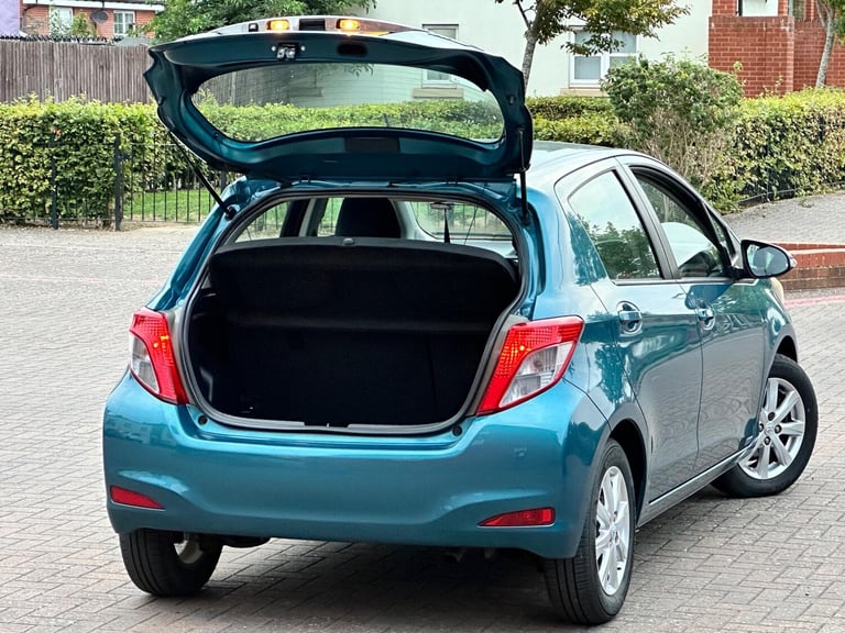 2013 Toyota Yaris 1.33 Dual VVT-i TR Euro 5 5dr HATCHBACK Petrol Manual