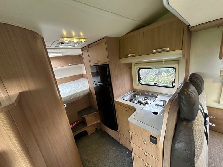 Adria sunliving fixed bed low miles under 3500kg