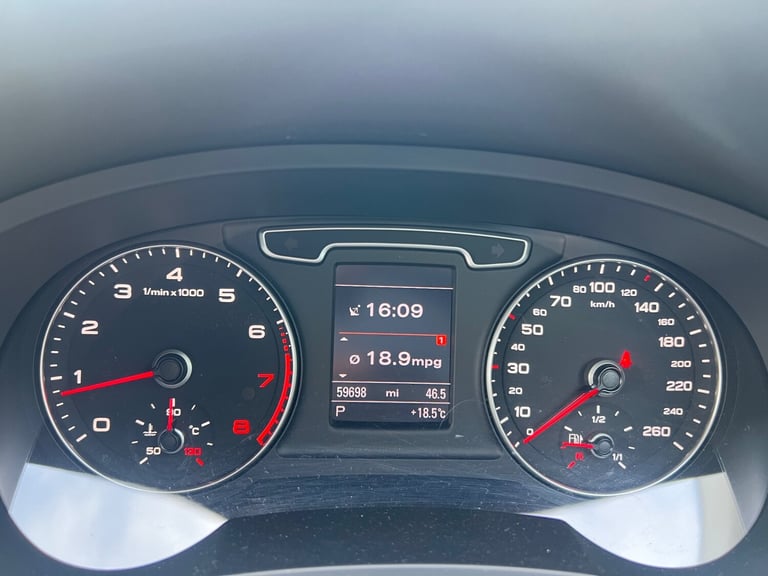 2014 Audi Q3 SUV / Leather  SUV Petrol Automatic