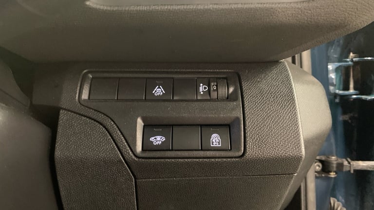 2022 Peugeot 5008 1.2 PureTech Allure Premium SUV 5dr Petrol EAT Euro 6 (s/s) (130 ps) SUV Petrol...