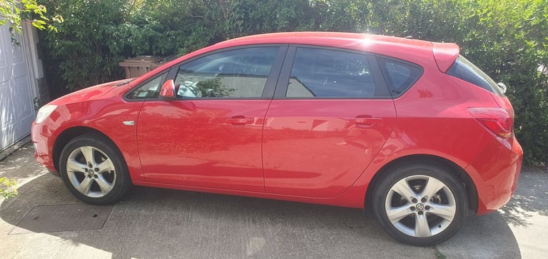image for 2011 Astra Exclusive *spares repairs needs an engine* Good condition MoT January.