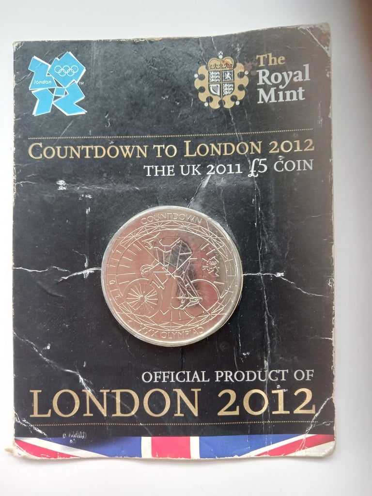 image for UK 2011 £5 Coin - Countdown to London 2012