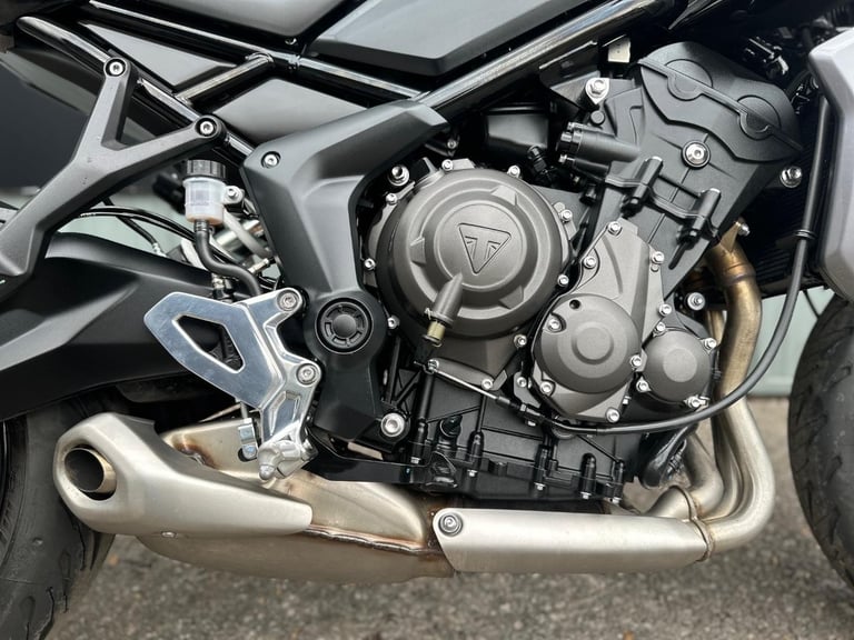 STUNNING LOW MILEAGE 2024/74 TRIUMPH TIGER 660 SPORT MOTORCYCLE 