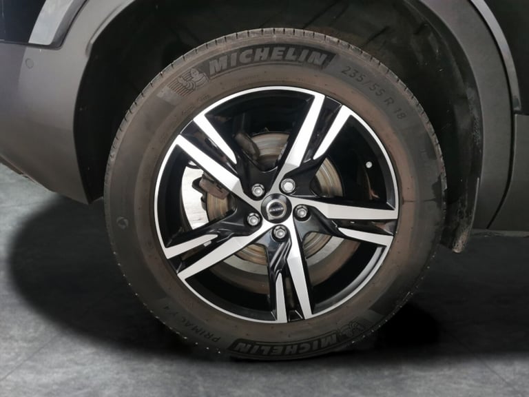 2022 Volvo XC40 2.0 B3P Plus Dark 5dr Auto ESTATE PETROL Automatic