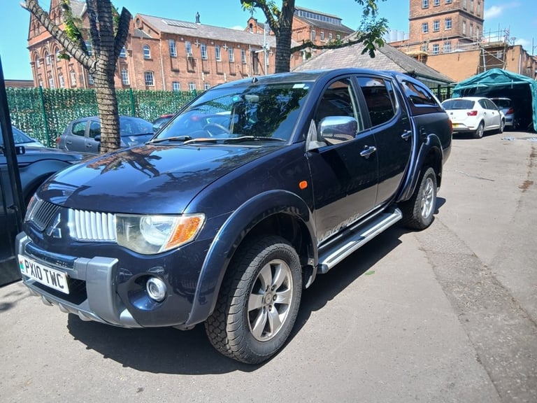 Mitsubishi L200 4WD WARRIOR DCB