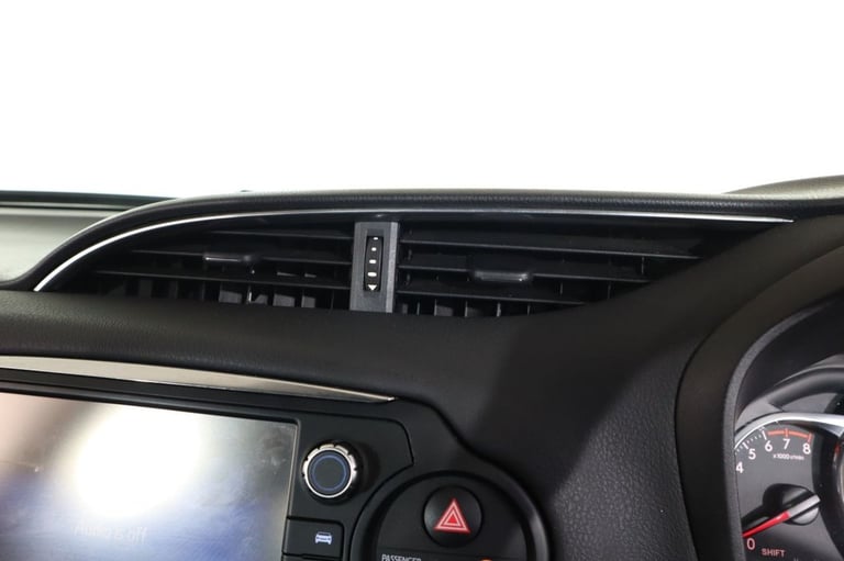 2014 Toyota Yaris 1.33 Dual VVT-i Excel Hatchback 5dr Petrol Manual Euro 5 Euro 5 (99 ps) Hatchba...
