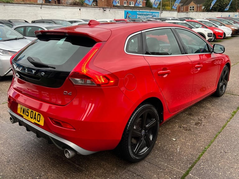 2015 Volvo V40 2.0 D4 R-Design Nav Hatchback 5dr Diesel Manual Euro 6 (s/s) (190 ps) HATCHBACK Di...