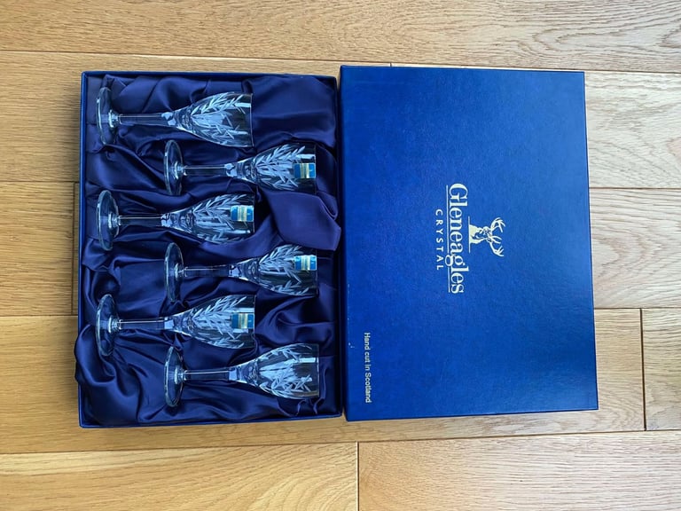 image for GLENEAGLES CRYSTAL SHERRY GLASSES