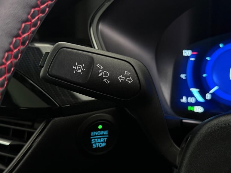 2023 Ford Kuga 2.5 Duratec 14.4kWh ST-Line X Edition CVT Euro 6 (s/s) 5dr HATCHBACK Petrol/Electr...