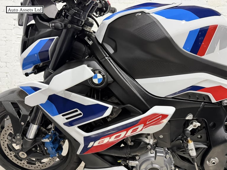 2024 BMW M 1000 R 1000 Naked Petrol Claw-shifted Euro 5 (209 ps) Naked Petrol Manual