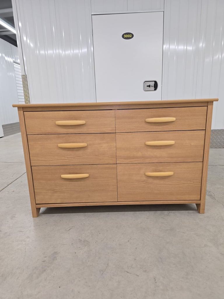 image for Chest of drawers oak