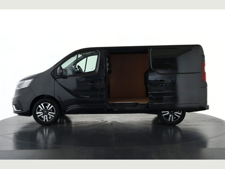 2025 Renault Trafic SL30 Blue dCi 150 Extra Sport [Safety] Van PANEL VAN DIESEL Manual