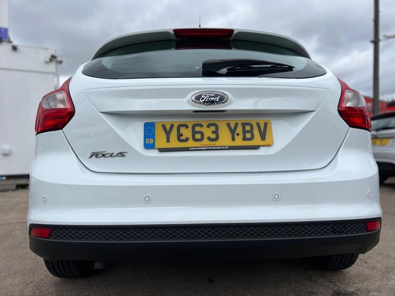 2013 Ford Focus 1.6 Zetec Euro 5 5dr HATCHBACK Petrol Manual