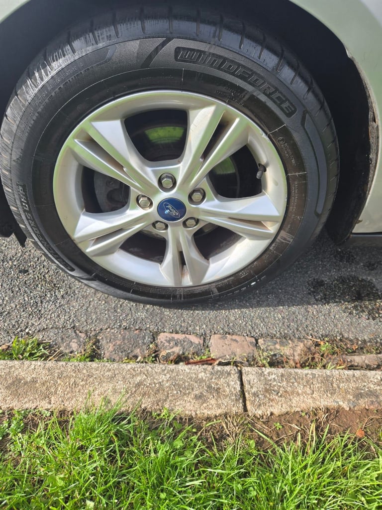 Ford, FOCUS, Estate, 2012, Automatic, 1596 (cc), 5 doors