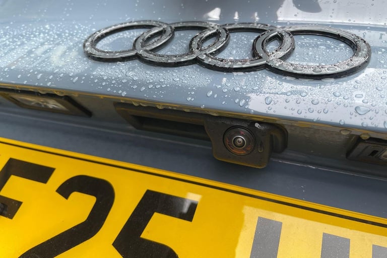 2025 Audi RS3 2.5 TFSI Carbon Black Saloon 4dr Petrol S Tronic quattro Euro 6 (s/s) (400  SALOON ...