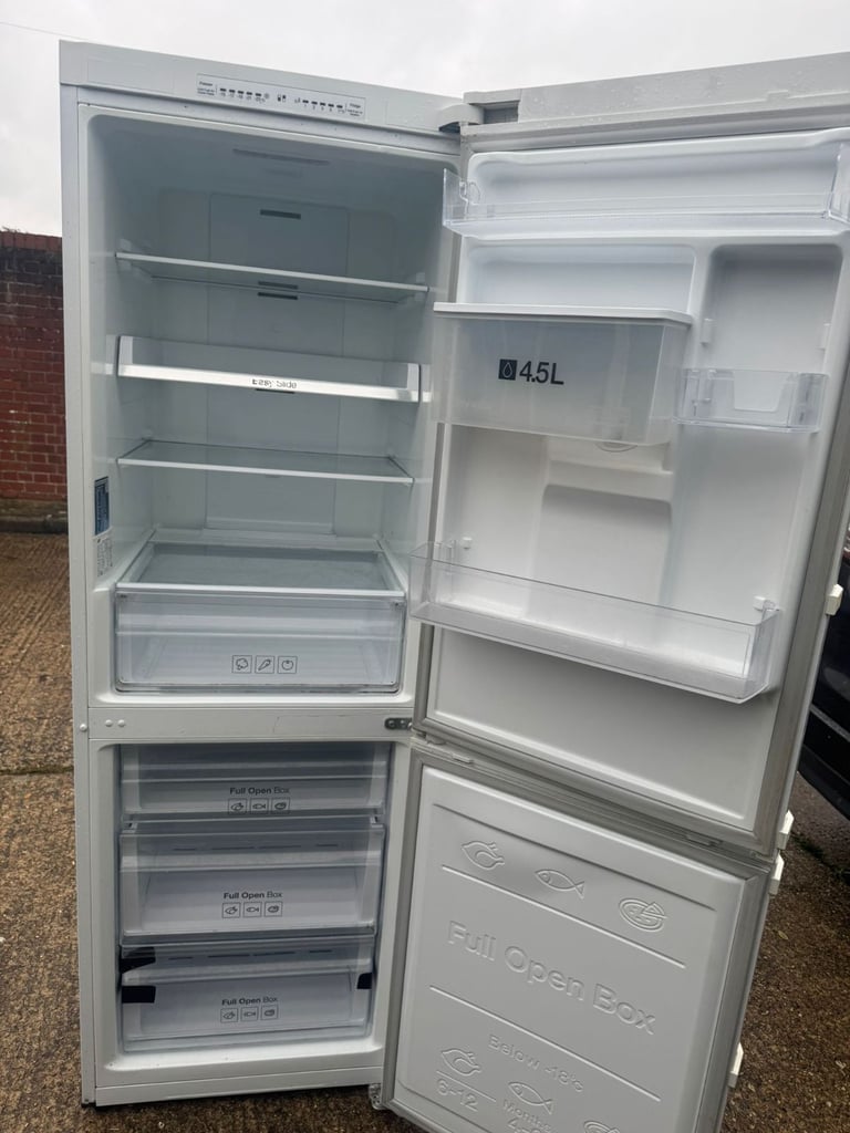 Samsung fridge freezer 