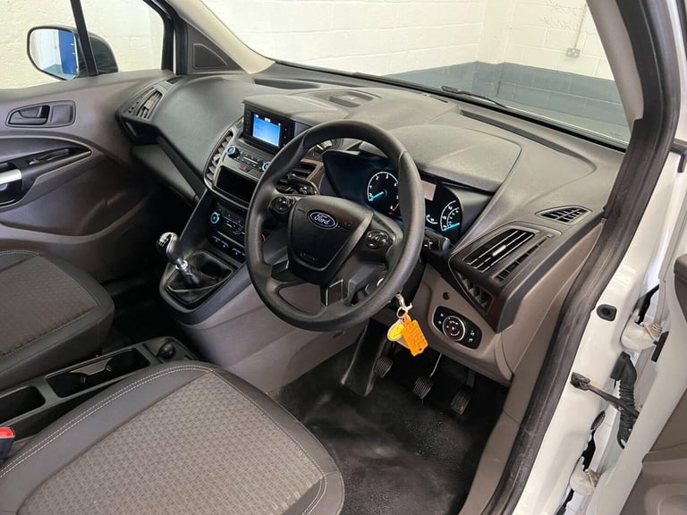 2021 Ford Transit Connect 1.5 230 EcoBlue Trend Crew Van L2 Euro 6 (s/s) 6dr Combi Van Diesel Manual
