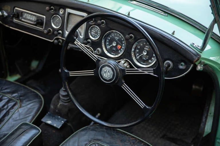 1985 MG MGA TWIN CAM ROADSTER Roadster PETROL Manual