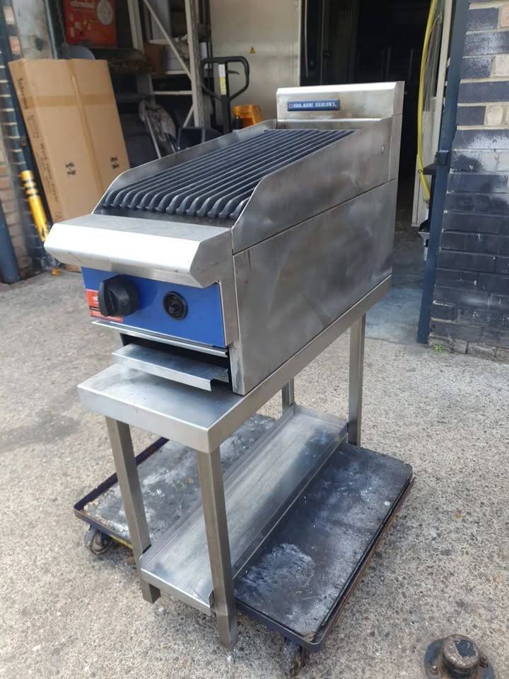 image for Blue Seal Chargrill With Table 30 Wide Single Burner Kebab Steak Peri Peri Grill - 04/11