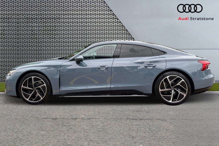2025 Audi e-tron GT 370kW 105kWh Quattro 4dr Auto Saloon Electric Automatic