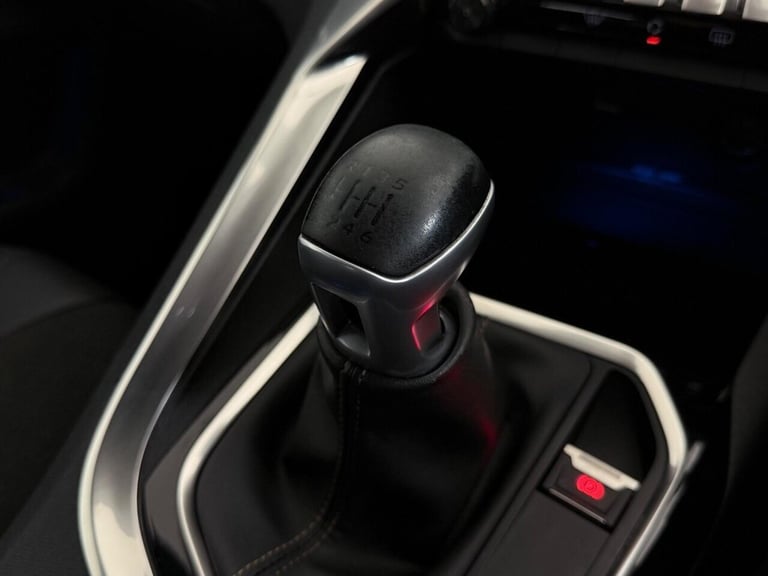 2019 Peugeot 3008 1.2 PureTech GT Line Euro 6 (s/s) 5dr HATCHBACK Petrol Manual