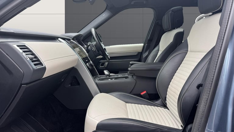 2021 Land Rover Discovery 3.0 D300 R-Dynamic HSE 5dr Auto ESTATE DIESEL Automatic